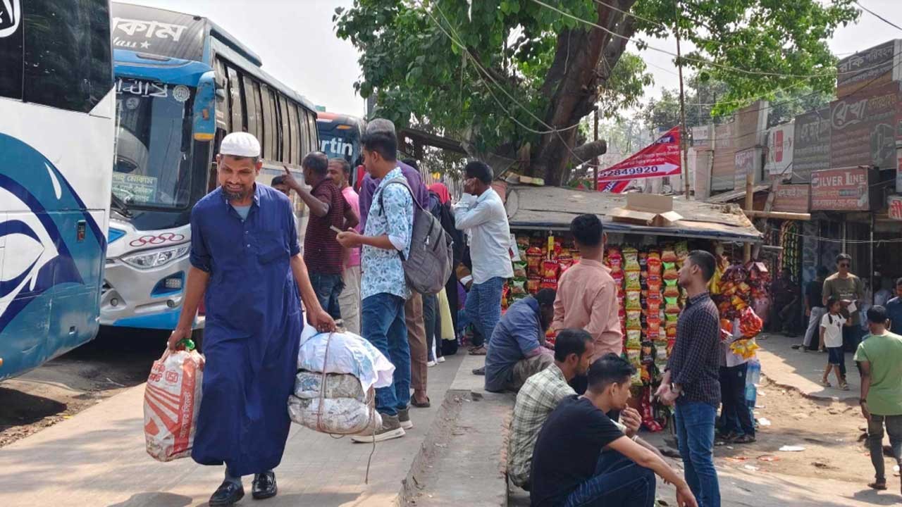 ‘মা অপেক্ষায়, বাড়ি যে ফিরতেই হতো’