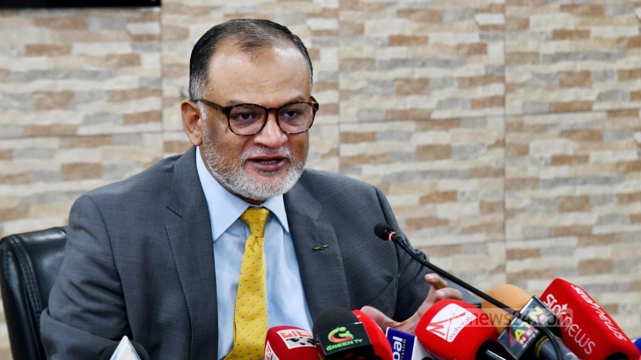 ভুলত্রুটি থাকলে ক্ষমা করবেন, আমাকে ভুলে যাবেন : বাণিজ্য উপদেষ্টা