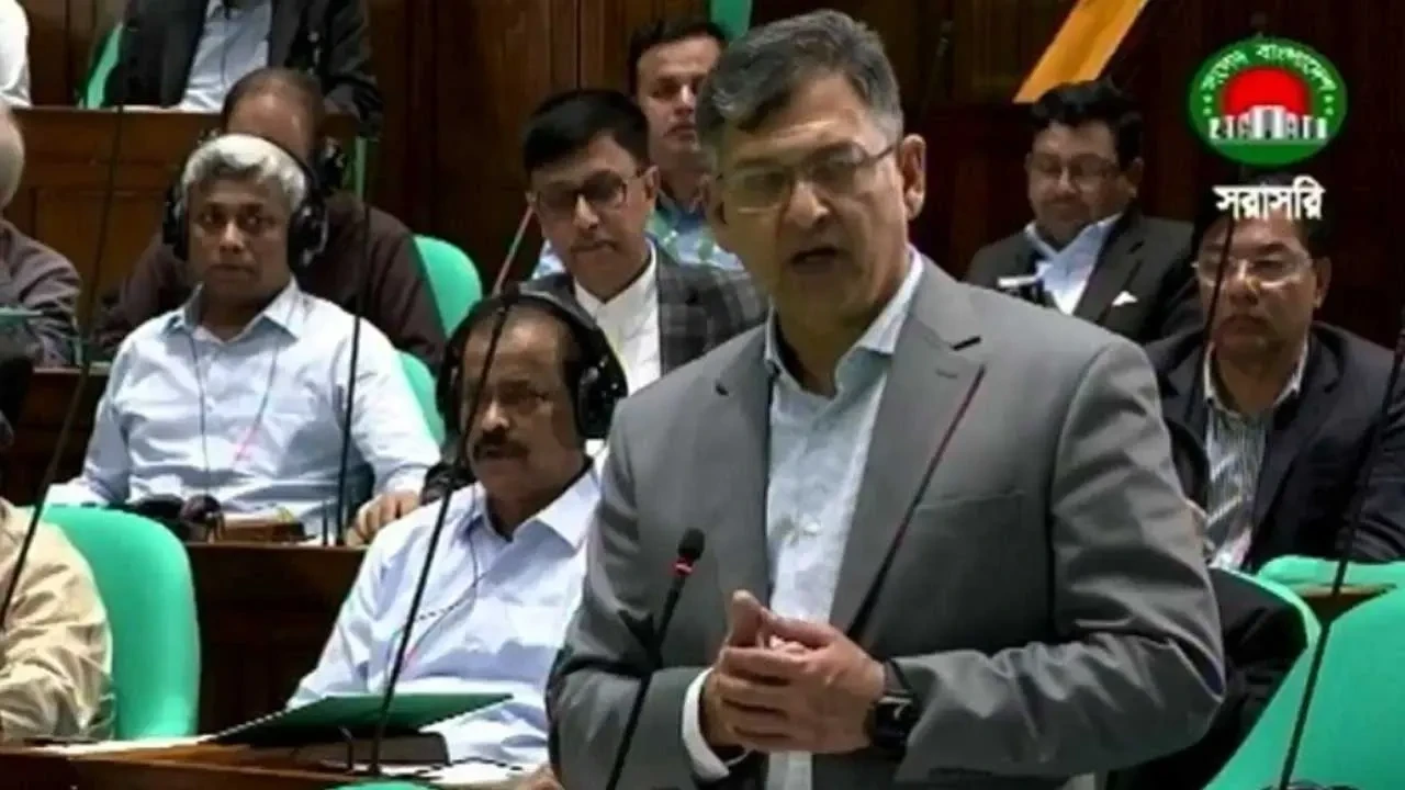 যুদ্ধের ময়দানে ফয়সালা হয়ে গেছে—পুলিশ হত্যা নিয়ে স্বরাষ্ট্রমন্ত্রী