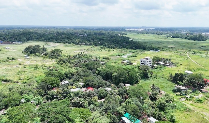 ভিটেমাটি হারানোর পুরোনো ক্ষত, ফের বাস্তুচ্যুতির শঙ্কায় রূপগঞ্জের দুই গ্রাম